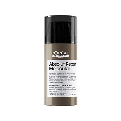 Butelka kosmetyku L’Oréal Professionnel stoi centralnie na białym tle.