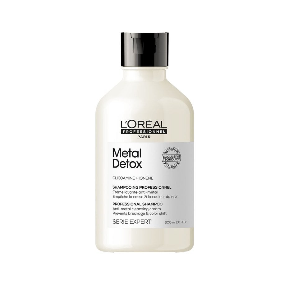 Butelka szamponu L’Oréal Professionnel Metal Detox na białym tle.